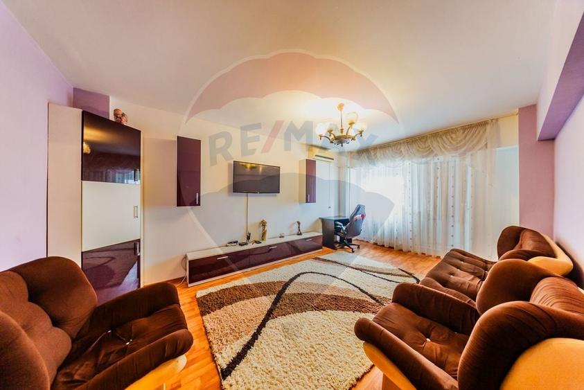 Apartament cu 2 camere semidecomandat, mobilat în P-ța Spitalului