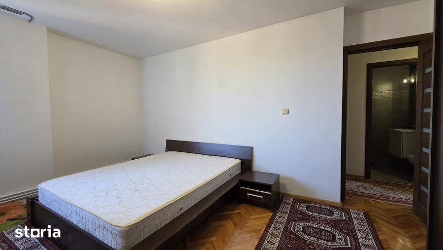Apartament cu 3 camere decomandat în Ultracentral