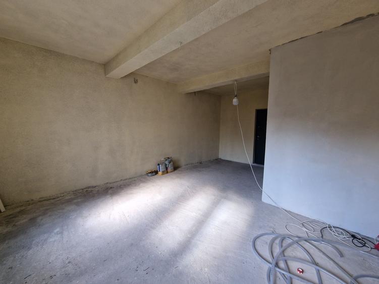 Casă cu 3 camere în Central