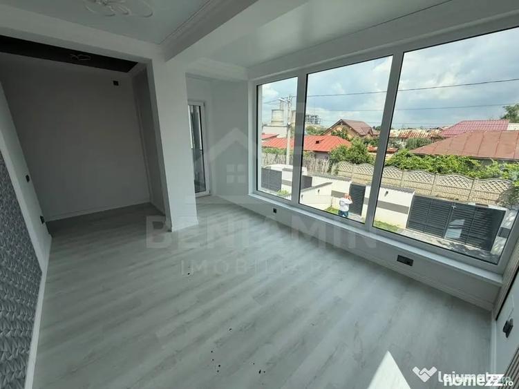 Casă cu 4 camere cu Teren 250 Mp în Bariera Vâlcii