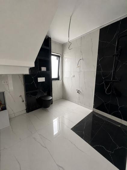 Casă cu 4 camere în Valea Lupului