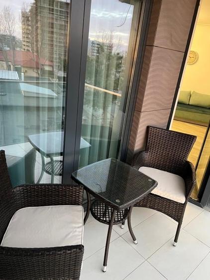 Apartament cu 2 camere decomandat, mobilat în Central