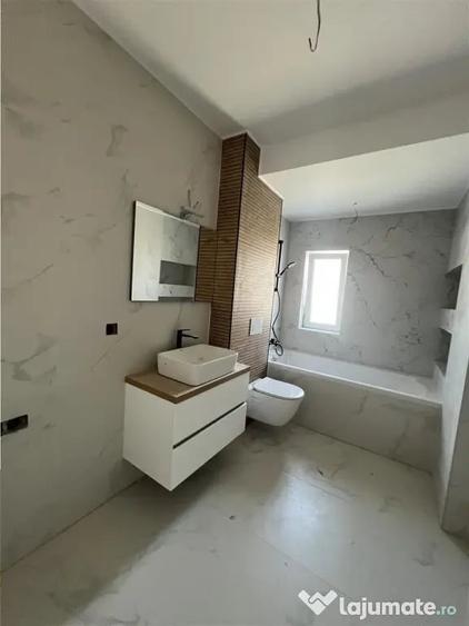 Apartament de 3 camere cu 2 bai si 2 balcoane la etajul 1 in - 8