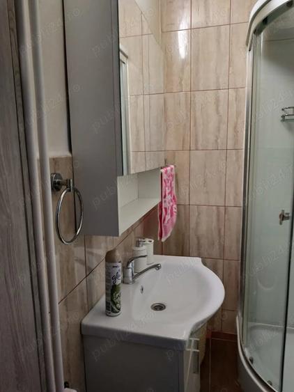 Garsonieră decomandată în Boul Roșu