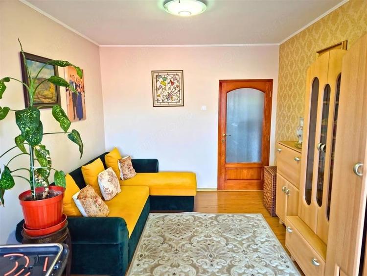 Casă cu Teren 1137 Mp în Căzănești (Râmnicu Vâlcea)