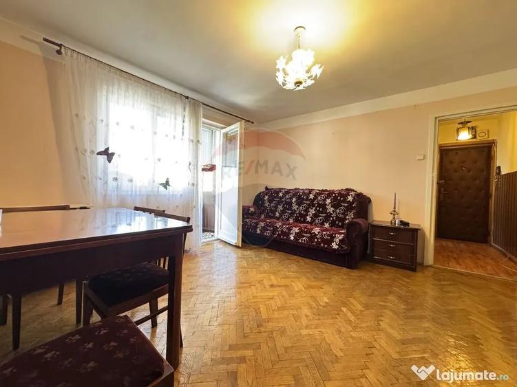 Apartament cu 2 camere semidecomandat în Central