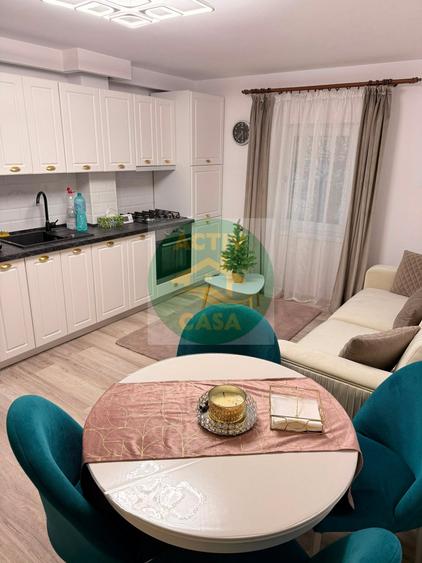 Apartament cu 2 camere decomandat în Est