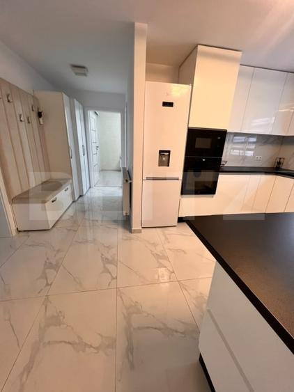 Apartament 3 camere de vânzare, 94 mp, zona Centrala - 4