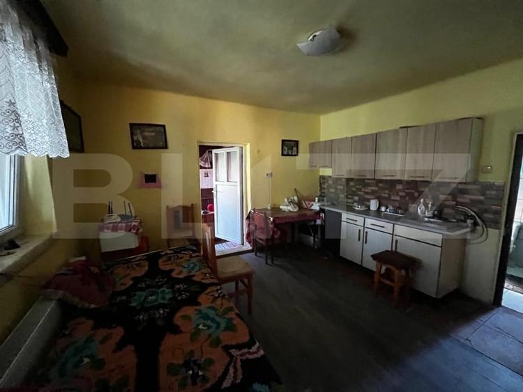 Casă individuală cu 3 camere cu Canalizare în Nord-Vest