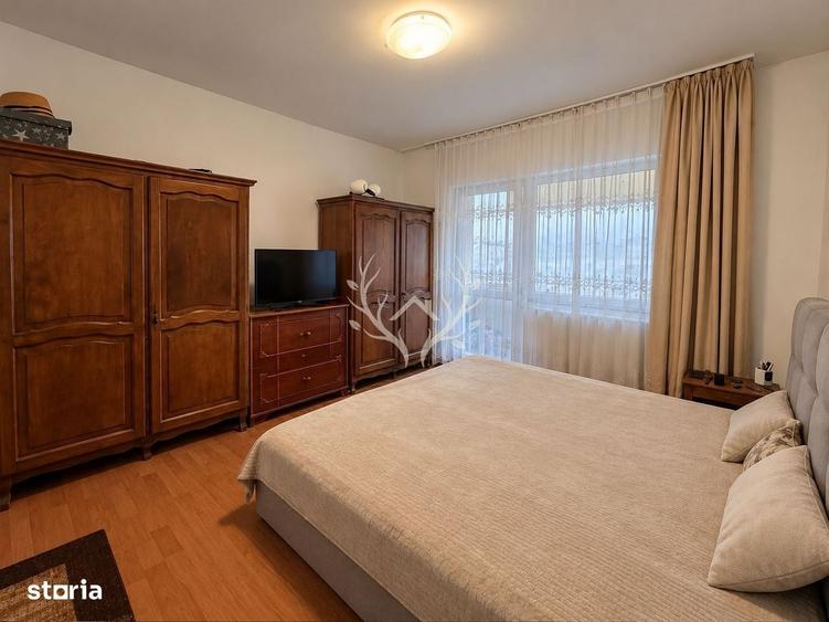 Apartament cu 4 camere în Sânnicoară