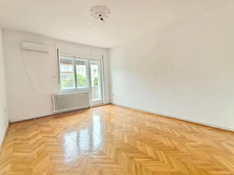 Apartament cu 3 camere decomandat în Iosefin