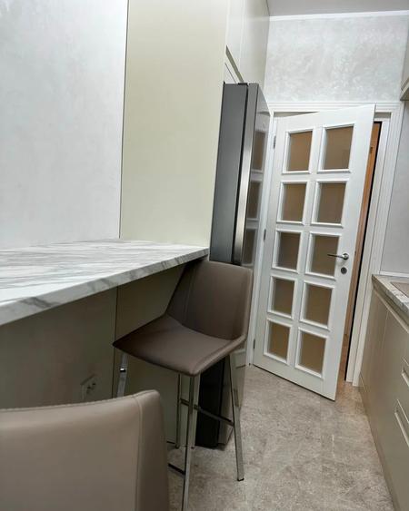 Apartament cu 3 camere decomandat în Copou — fotografia 3