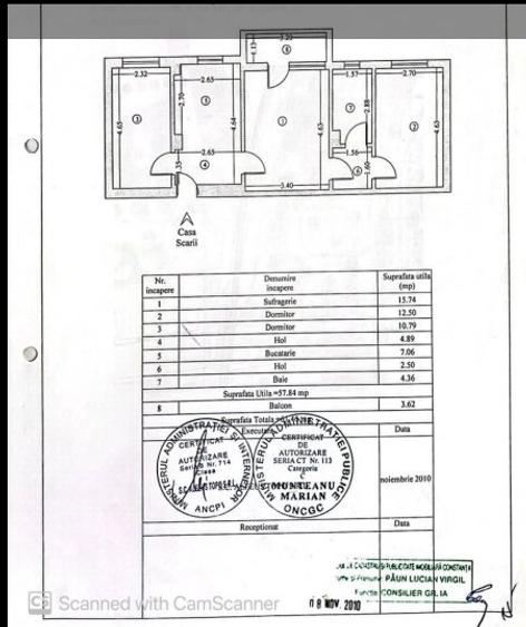 Apartament cu 3 camere semidecomandat în Far
