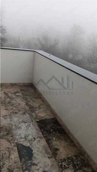 Casă cu Teren 750 Mp în Aroneanu