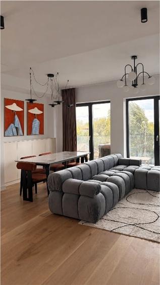 Apartament cu 3 camere semidecomandat, mobilat în Străulești