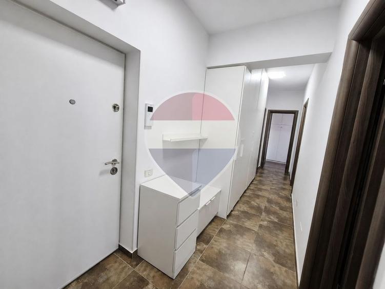 Apartament cu 3 camere decomandat, mobilat în Rahova