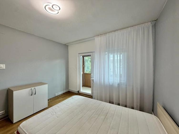 Apartament cu 2 camere decomandat în Soarelui