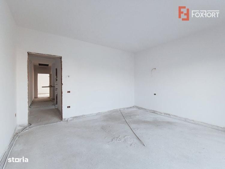 Duplex 4 camere 140 mp utili, toate utilitatile, la asfalt in Giroc - - 8