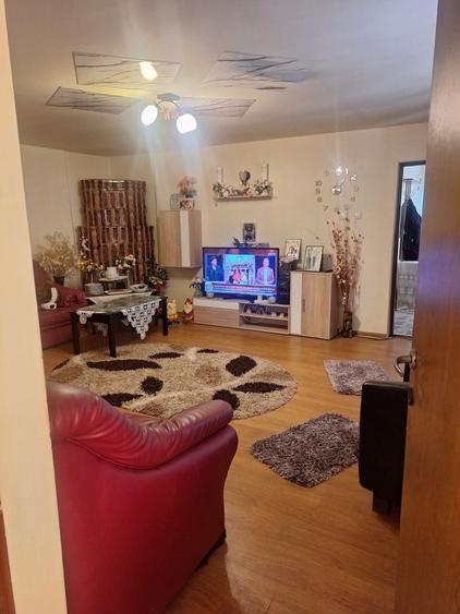 Casă cu 4 camere în Puchenii-Moșneni