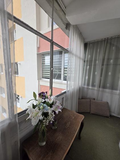 Apartament cu 2 camere decomandat în Între Lacuri