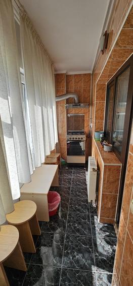 Apartament cu 2 camere decomandat în 9 Mai