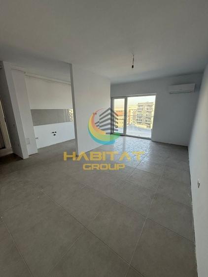 Apartament cu 3 camere circular în Apărătorii Patriei