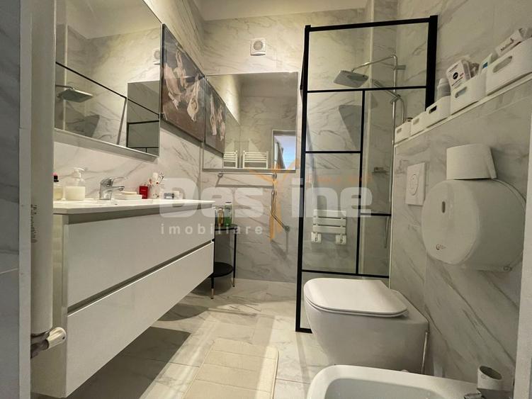 Apartament cu 5 camere decomandat, mobilat în Pache Protopopescu