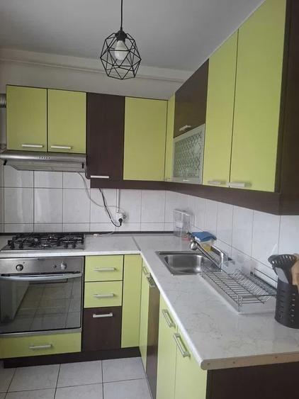 Garsonieră decomandată în Berceni