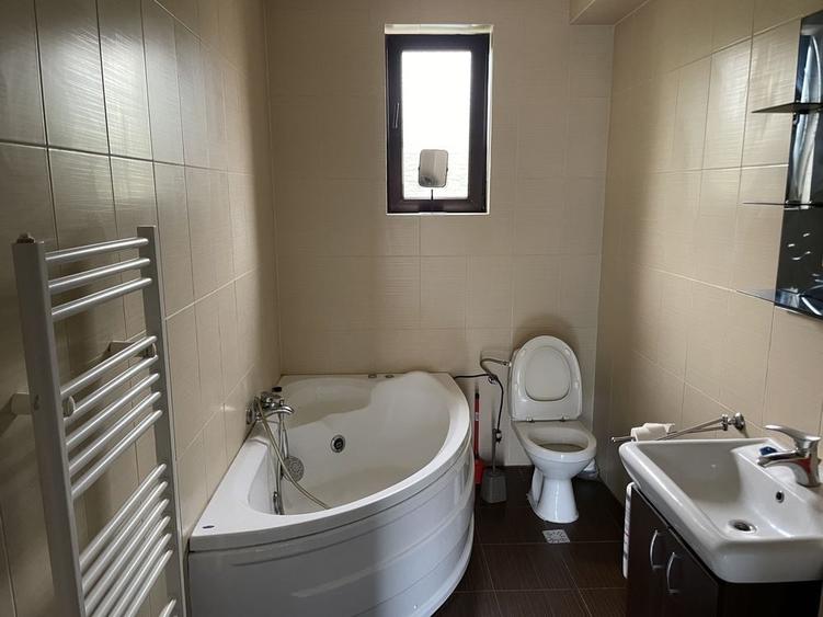 Casă cu 3 camere în Girocului