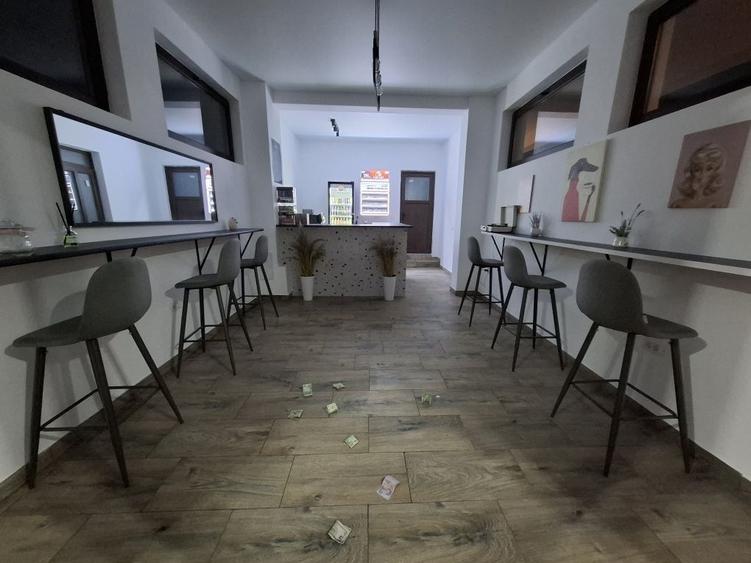 Spațiu comercial, de 45 mp, în Central