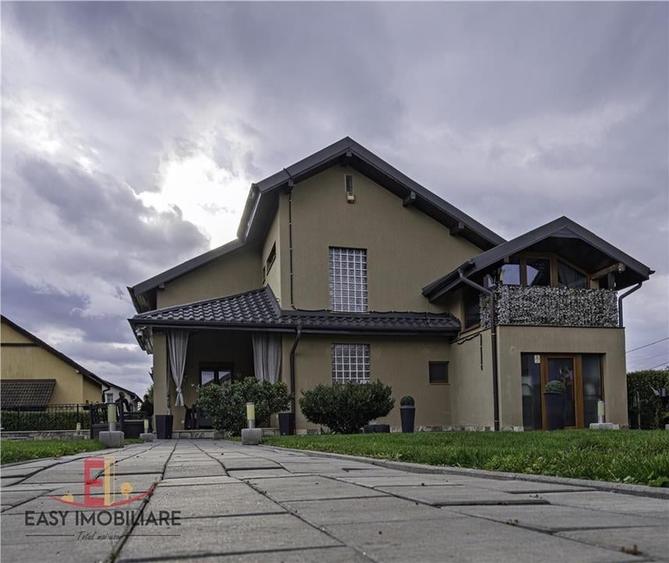Casă individuală cu 4 camere cu Piscina în Sângeorgiu de Mureș