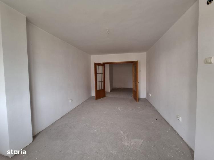 Apartament 3 camere 101mp ,etaj 1,Central - 2