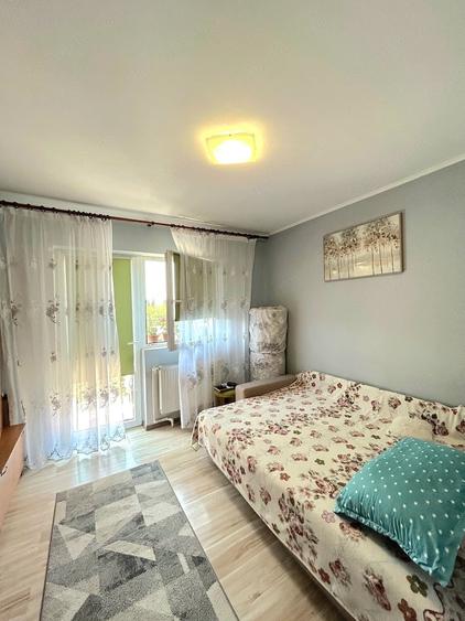 Apartament 2 camere, decomandat, zona Lipovei - 2