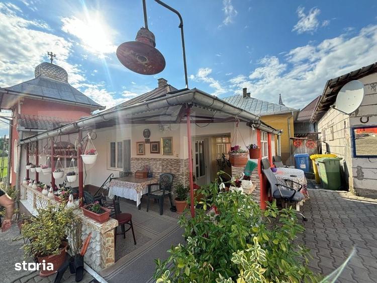 Casă cu 6 camere cu Teren 40 Mp în Central