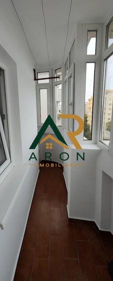 Apartament cu 3 camere decomandat, mobilat în Nerva Traian