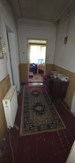 Casă cu 2 camere în Central