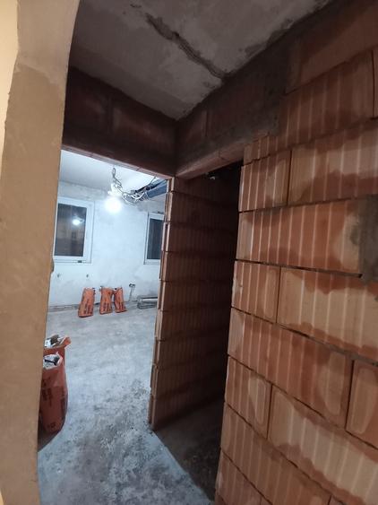 Garsonieră decomandată în Terezian