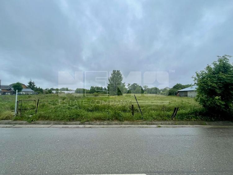 Teren Construcții intravilan de 1100 mp, în Nord