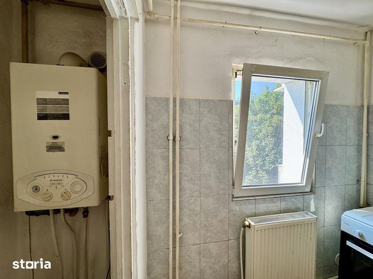 Apartament cu 2 camere decomandat în Republicii