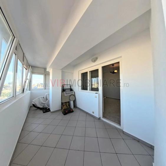 Apartament cu 4 camere decomandat în Amzei