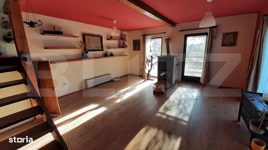Casă cu 3 camere în Mera