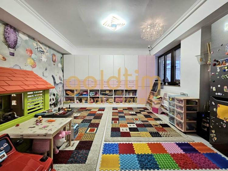 Apartament cu 4 camere decomandat, mobilat în Dorobanți