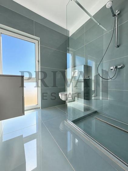 Duplex cu 4 camere cu Canalizare în Giarmata