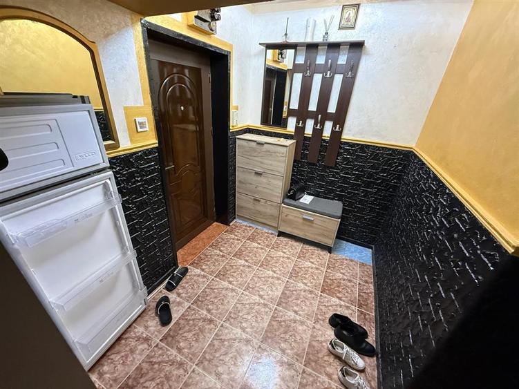 Apartament cu 2 camere decomandat în Dacia