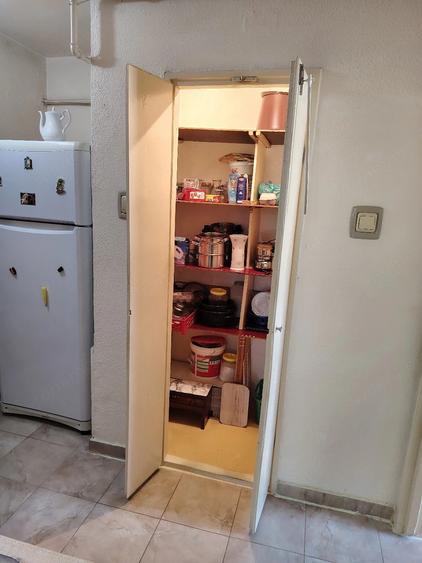 Apartament cu 2 camere decomandat în Ștefănești