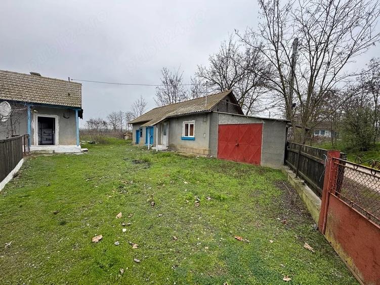 Casă cu Teren 4000 Mp în Valea Nucarilor