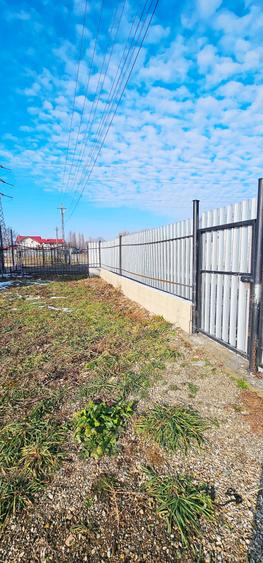 Casă cu 5 camere cu Teren 1407 Mp în Exterior Vest