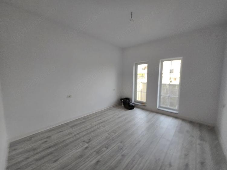 Casă cu 3 camere cu Teren 300 Mp în Sânandrei