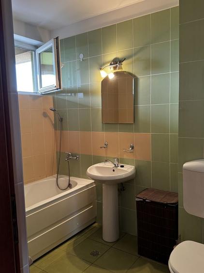 Apartament cu 2 camere semidecomandat în Nufărul