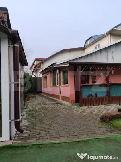 Casă cu 2 camere cu Teren 220 Mp în Central